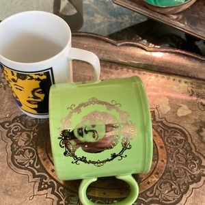 Queen Elizabeth Silver Jubilee Mug